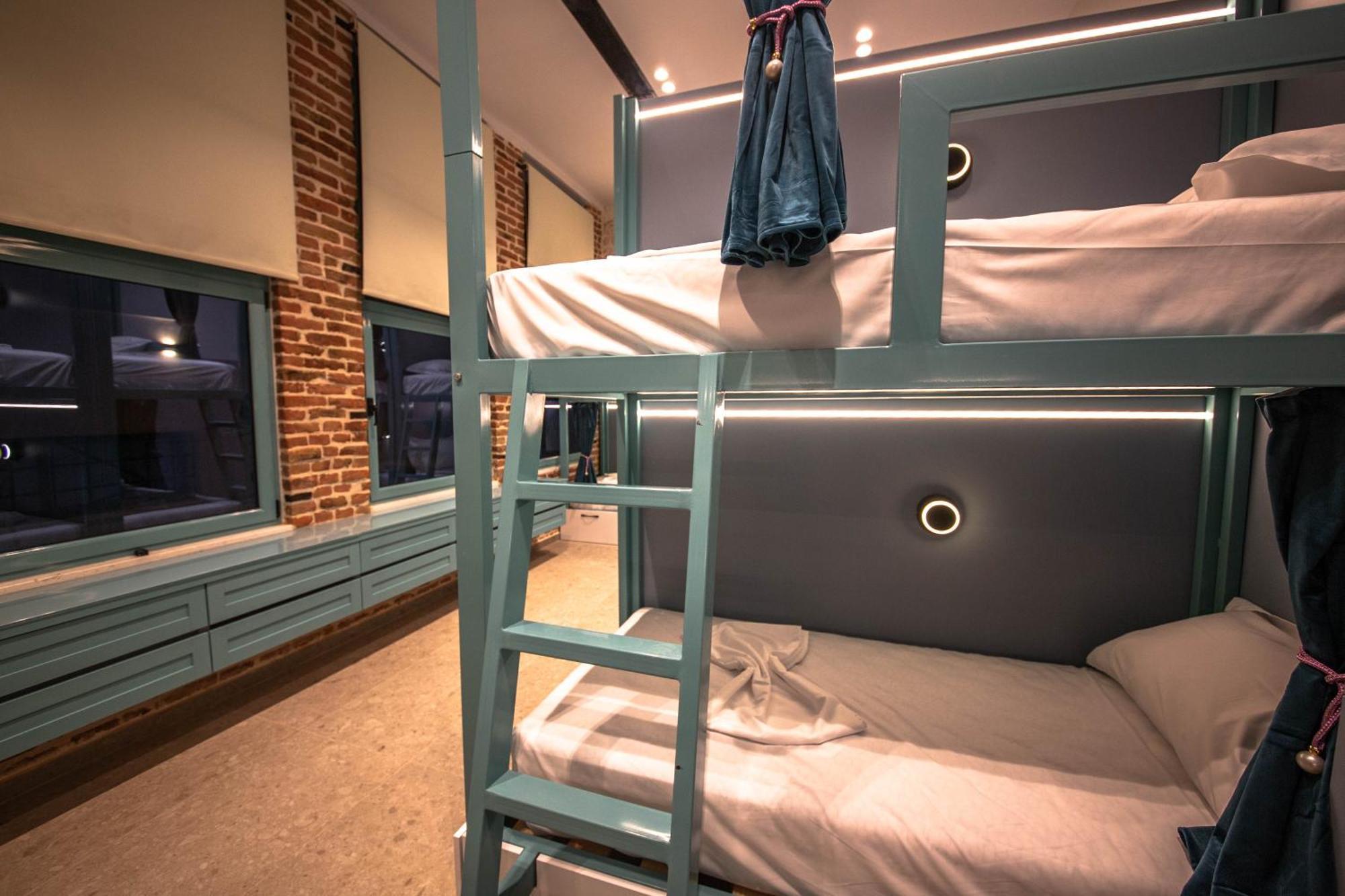 סרנדה Vega 43 Hostel מראה חיצוני תמונה